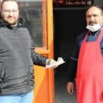 Hesabına yanlışlıkla yatan 19 bin lirayı sahibine teslim etti