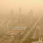 Çin'deki kum fırtınası yarına kadar etkili olacak