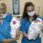 Koronavirüslü anneden koronalı doğan prematüre ikiz bebekler 2 ay sonra annelerine kavuştu!