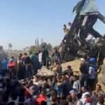 Mısır'da iki tren çarpıştı: En az 32 ölü, 165 yaralı