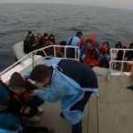 Yunanlılar &ouml;l&uuml;me terk etti: Sahil g&uuml;venlik ekipleri 48 sığınmacıyı kurtardı