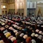 Camilerde teravih namazı kılınacak mı? Sağlık Bakanı duyurdu