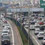 İstanbul'da kısıtlama öncesi trafik yoğunluğu yüzde 65 oldu