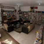 1 kitapla başladığı kütüphane hayali 55 yılda 12 bin kitapla gerçek oldu