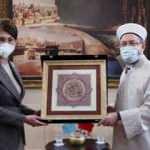 Erbaş: İslamofobiayı hep birlikte ortadan kaldırmamız gerekiyor