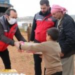 Sadakataşı İdlibli m&uuml;ltecilere Ramazan yardımı ulaştırdı