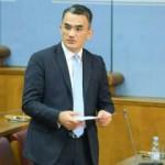 Srebrenitsa soykırımını inkar eden bakanın g&ouml;revden alınması isteniyor