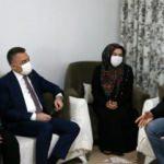 Cumhurbaşkanı Yardımcısı Oktay bir vatandaşın evinde iftar yaptı