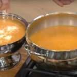 Közlenmiş domates çorbası nasıl yapılır? Sütlü domates çorbası tarifi...