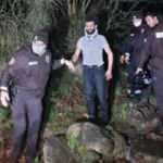 Kısıtlamada mangal ve alkol keyfi! Dereye d&uuml;şt&uuml;