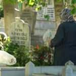 Mezarlığa giden adam hayatının şokunu yaşadı