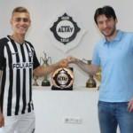 Lens'in radarındaki Kazımcan Karataş'tan 5 yıllık imza