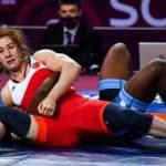 Milli güreşçi Yasemin Adar, Tokyo Olimpiyatları'na kota aldı