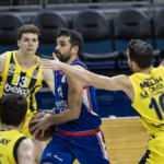 Pota derbisi Anadolu Efes'in