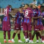 Trabzonspor, Antalya'yı 2 golle ge&ccedil;ti!