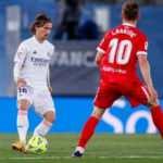 Real Madrid, liderlik fırsatını tepti!