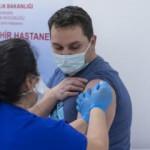 Türkiye'de yapılan aşı sayısı 27 milyona yaklaştı