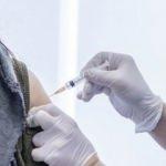 Yaklaşık 300 bin turizm çalışanına Covid-19 aşısı uygulandı