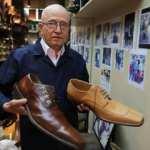 Beyoğlu'nda 32 yıldır dev ayaklara ayakkabı yapıyor!