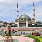 Taksim Camii bugün ibadete açılıyor