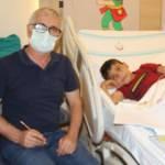 Süt kazanına düşerek yanan 1.sınıf öğrencisi hastanede okuma yazma öğreniyor