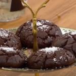 Kakaolu ıslak kurabiye nasıl yapılır? Kakaolu browni kurabiye tarifi...