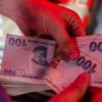 Sahte banka görevlisi 25 bin lira dolandırdı