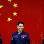Çin uzay istasyonuna göndereceği ilk astronotlarını tanıttı