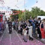 Isparta'daki gül kortejinden renkli görüntüler