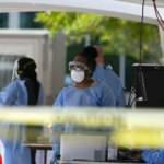 Koronavirüs salgınında ABD zirveyi bırakmıyor