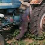 Trakt&ouml;r&uuml;ne yaslanmış halde &ouml;l&uuml; bulundu