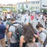 B&uuml;y&uuml;kada'da metrelerce kuyruk oluştu, vatandaşlar isyan etti