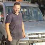 &Ccedil;aldığı aracı par&ccedil;alamaya &ccedil;alışıyordu! İş &uuml;st&uuml;nde yakalandı!