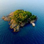 Karadeniz'in yaşanılabilir tek adası ziyaretçilerini bekliyor