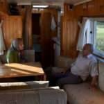 78 yaşındaki Mehmet amca motokaravana dönüştürdüğü minibüsünde eşiyle Türkiye'yi geziyor