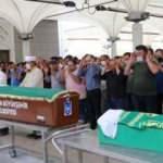 Annesi tarafından &ouml;ld&uuml;r&uuml;len anne ve iki &ccedil;ocuğu toprağa verildi