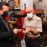 Tuzla Belediye Başkanı Şadi Yazıcı 'Geri dönüşüm amca'yı ziyaret etti