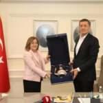 Milli Eğitim Bakanı Ziya Sel&ccedil;uk, Şahin&rsquo;i makamında ziyaret etti