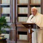 Vatikan: Papa Francis ameliyat oldu, durumu iyi