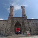 350 yıllık Çifte Minareli Medrese kapılarını açtı
