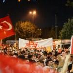 AK Parti İstanbul İl Başkanlığı &ouml;n&uuml;nde 15 Temmuz şehitleri anıldı