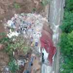 Sabahın ilk ışıklarıyla enkaz alanı g&uuml;n y&uuml;z&uuml;ne &ccedil;ıktı