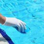 Yazın havuzdaki gizli tehlike: Dış kulak yolu enfeksiyonu