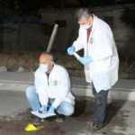 D&uuml;ğ&uuml;n salonu &ouml;n&uuml;nde bı&ccedil;aklı saldırı: 2 yaralı