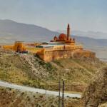 Eşsiz manzarasıyla İshak Paşa Sarayı