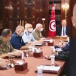 Tunus'ta darbe girişimi! Cumhurbaşkanından tehdit: Gücümüzü gösteririz