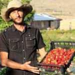 Her şeyi bırakıp köyüne döndü, yaptığı organik tarımla siparişlere yetişemiyor