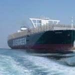 Süveyş Kanalı'nı tıkayan 'Ever Given' adlı gemi bu sefer sorunsuz geçti