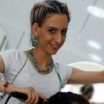 Evinin balkonundan d&uuml;şen kadın hayatını kaybetti