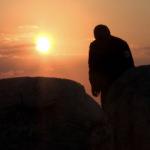 30 yıldır 'g&uuml;neşin en g&uuml;zel doğuşu'nu izliyor